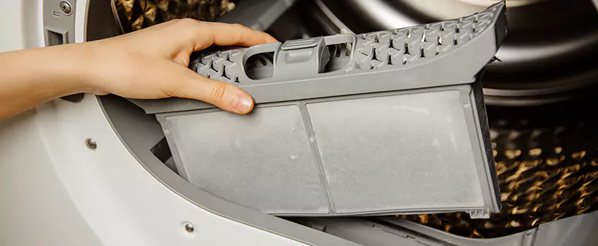 Signs Of A Clogged Dryer Lint Trap in Belvidere, Illinois